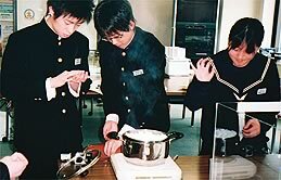 修学旅行生向け講座 写真